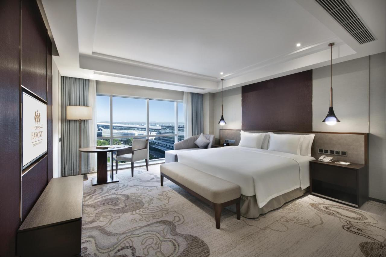 Grand Barony Qingdao Airport Hotel Bagian luar foto