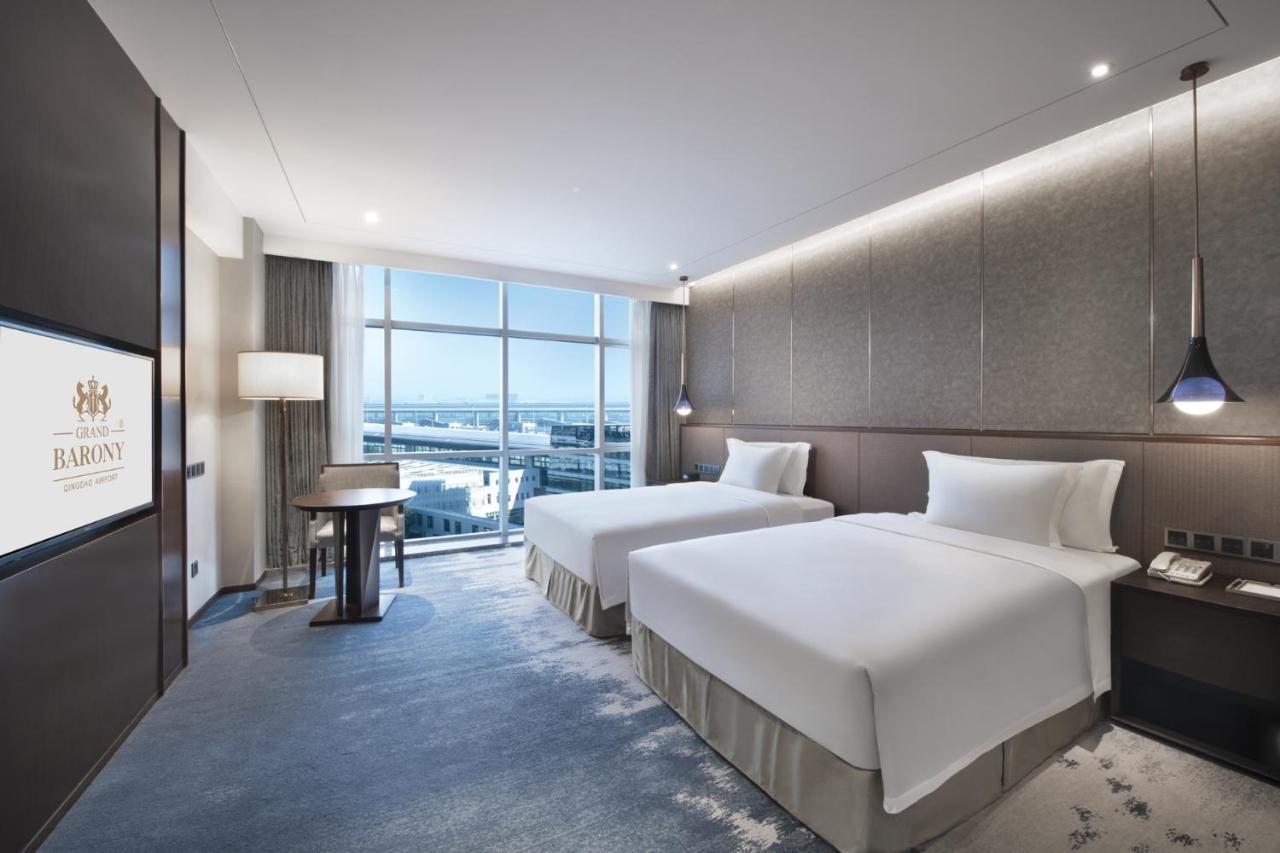 Grand Barony Qingdao Airport Hotel Bagian luar foto