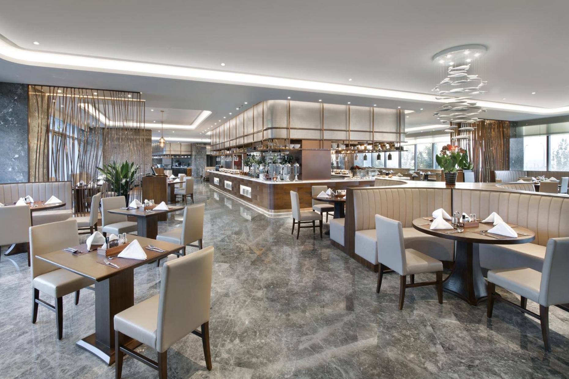 Grand Barony Qingdao Airport Hotel Bagian luar foto
